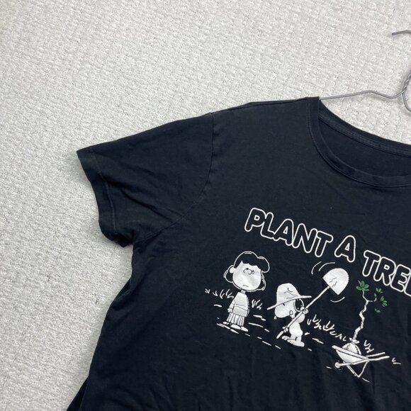 Peanuts Snoopy “Plant A Tree” T-Shirt Graphic Tee Forest Outdoor Black Read - Picture 2 of 15